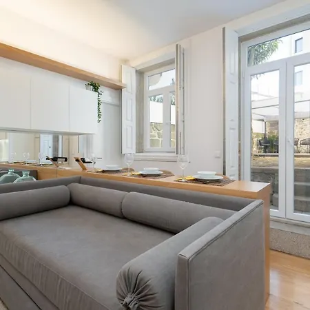 Apartment Host Wise - Refreshing Cozy Flat - Garden & Terrace Porto